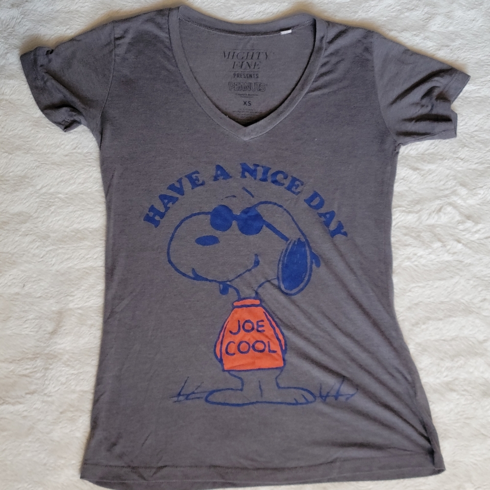 Peanuts Snoopy Tshirt